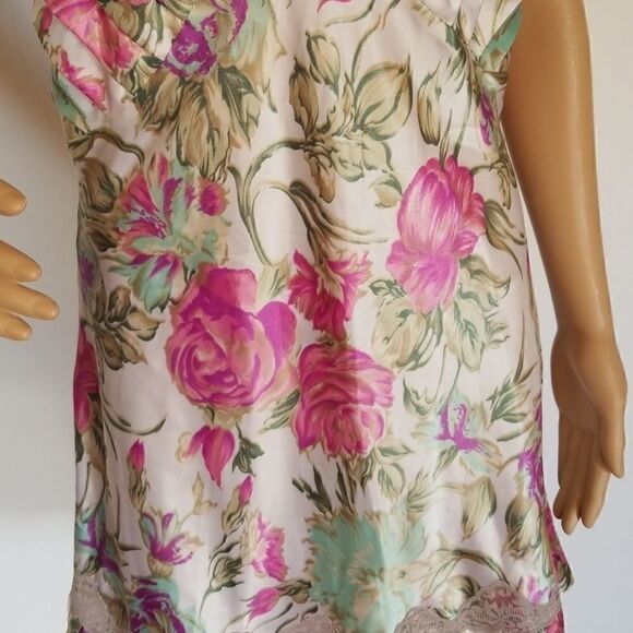 Vintage Gold Label VS lingerie floral - Picture 3 of 8